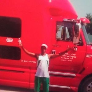 Meet your Posher, Dale